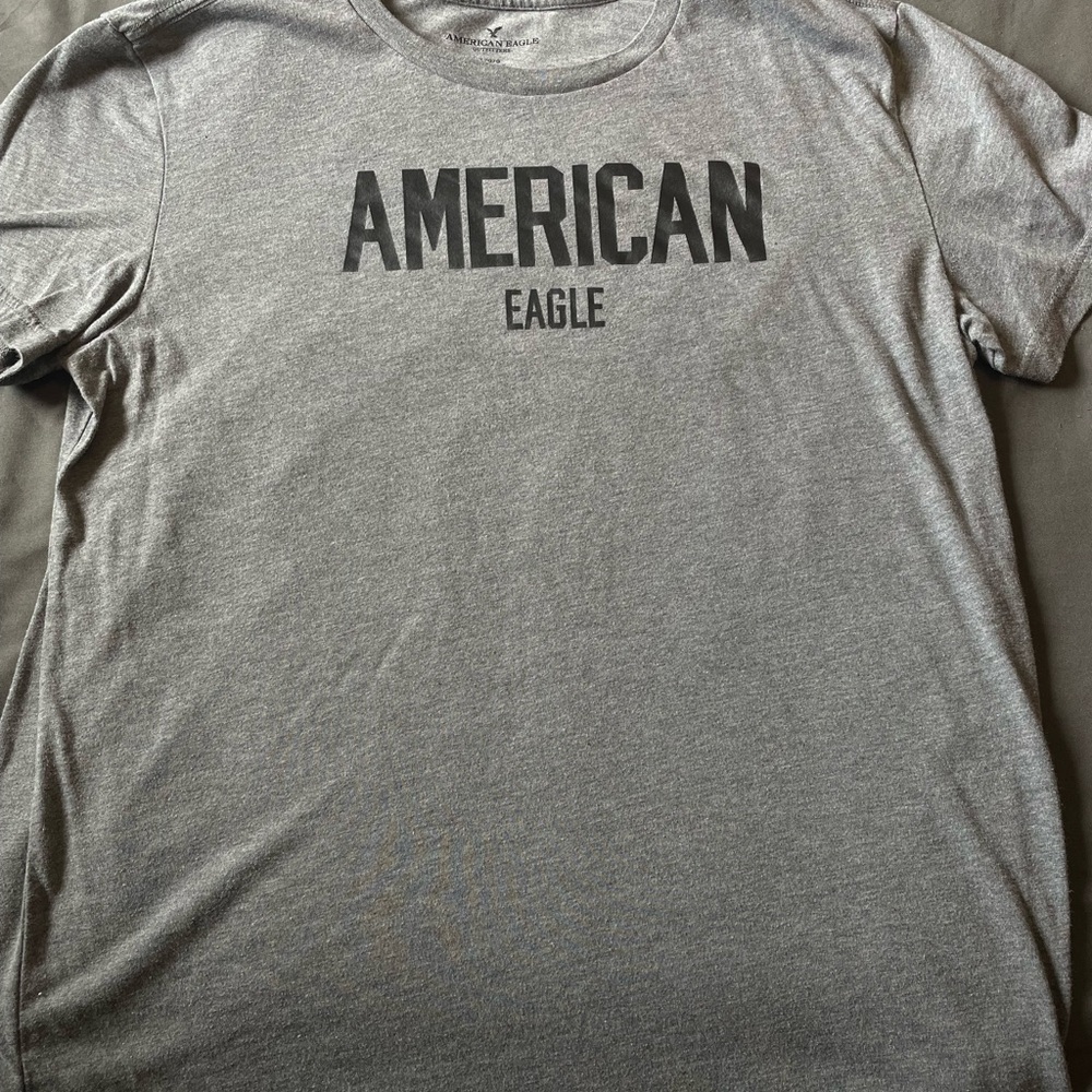 American Eagle Outfitters Gray Short Sleeve Tee
